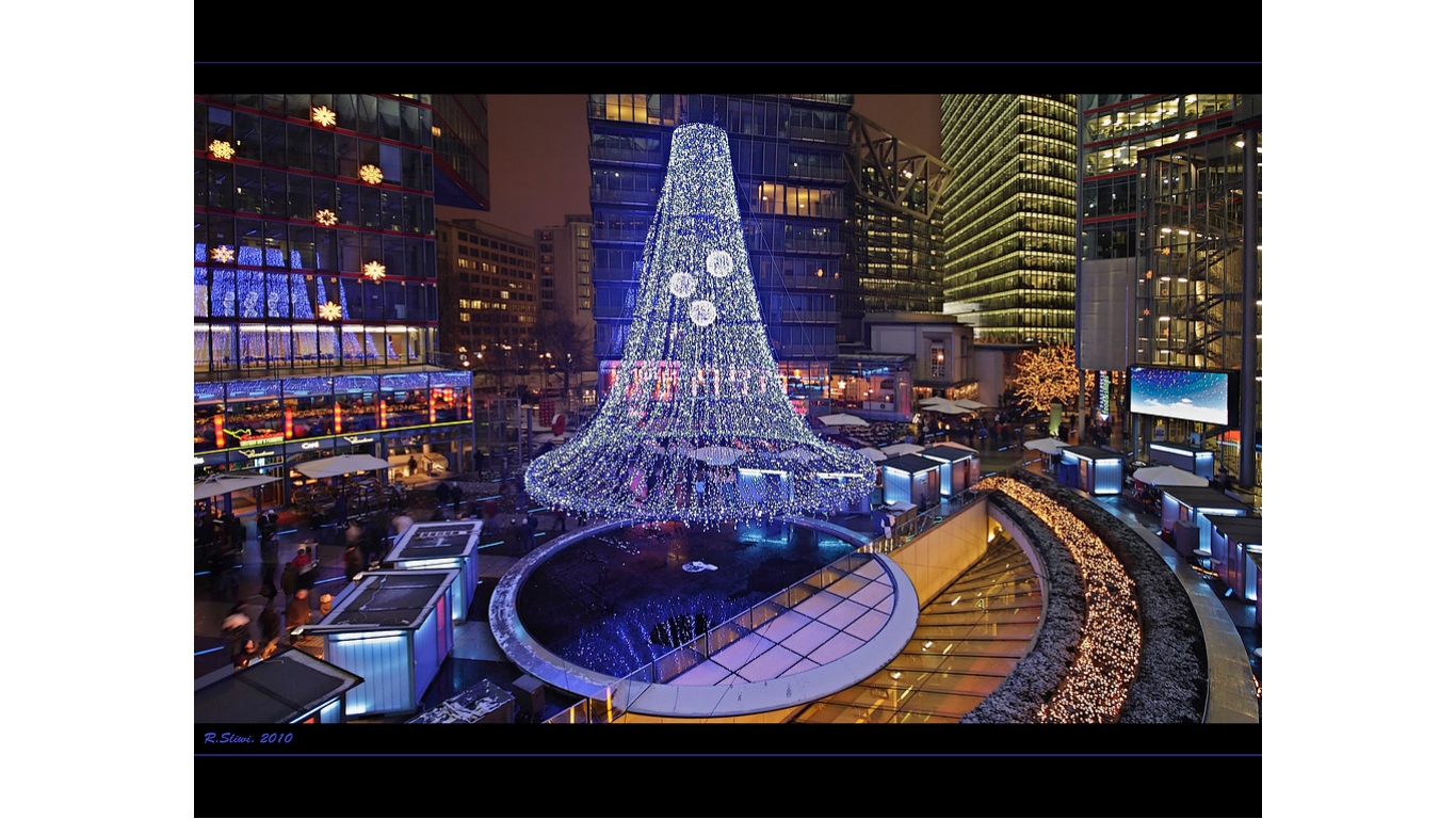  - Sony Center-1366x768